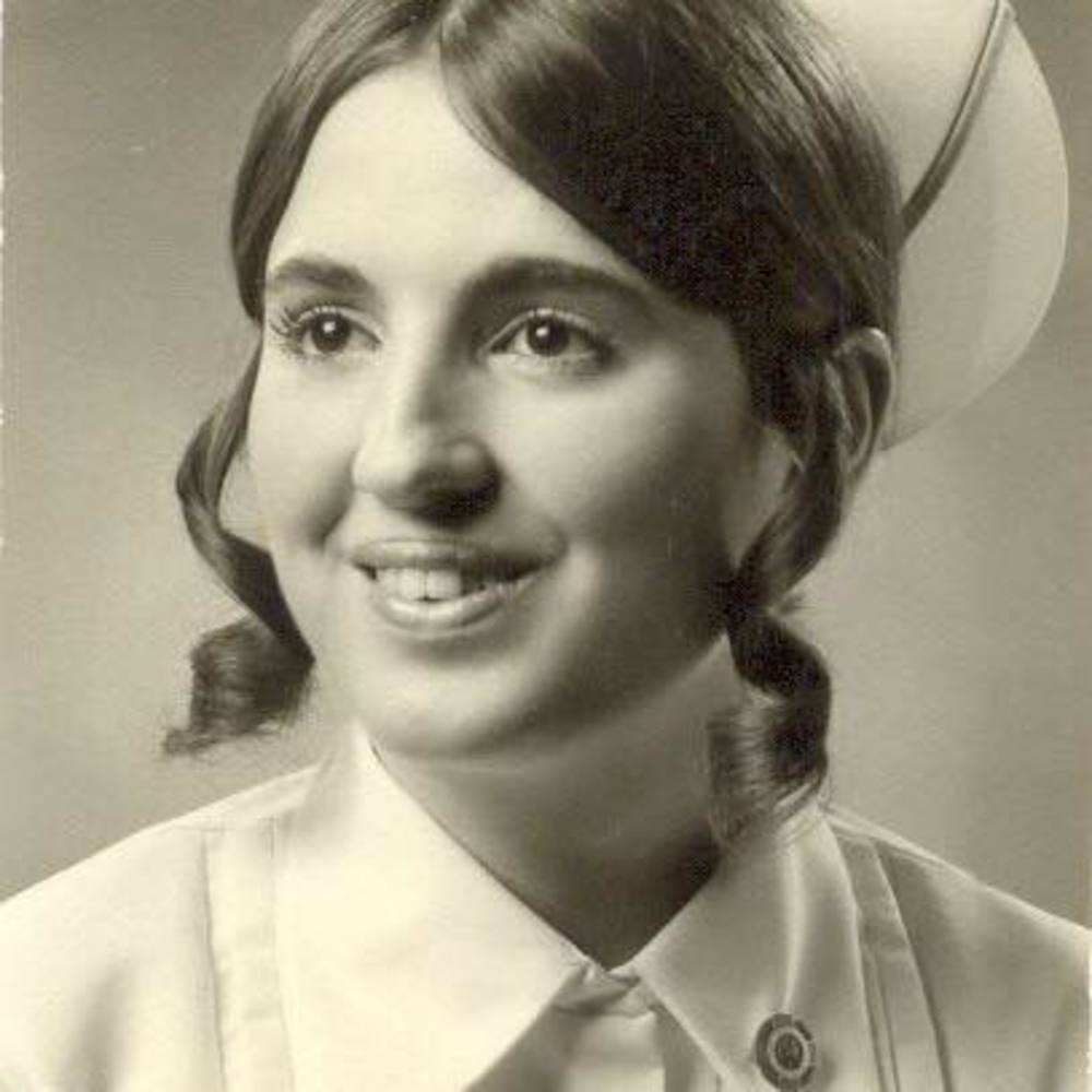 Meet your Posher, Angelia